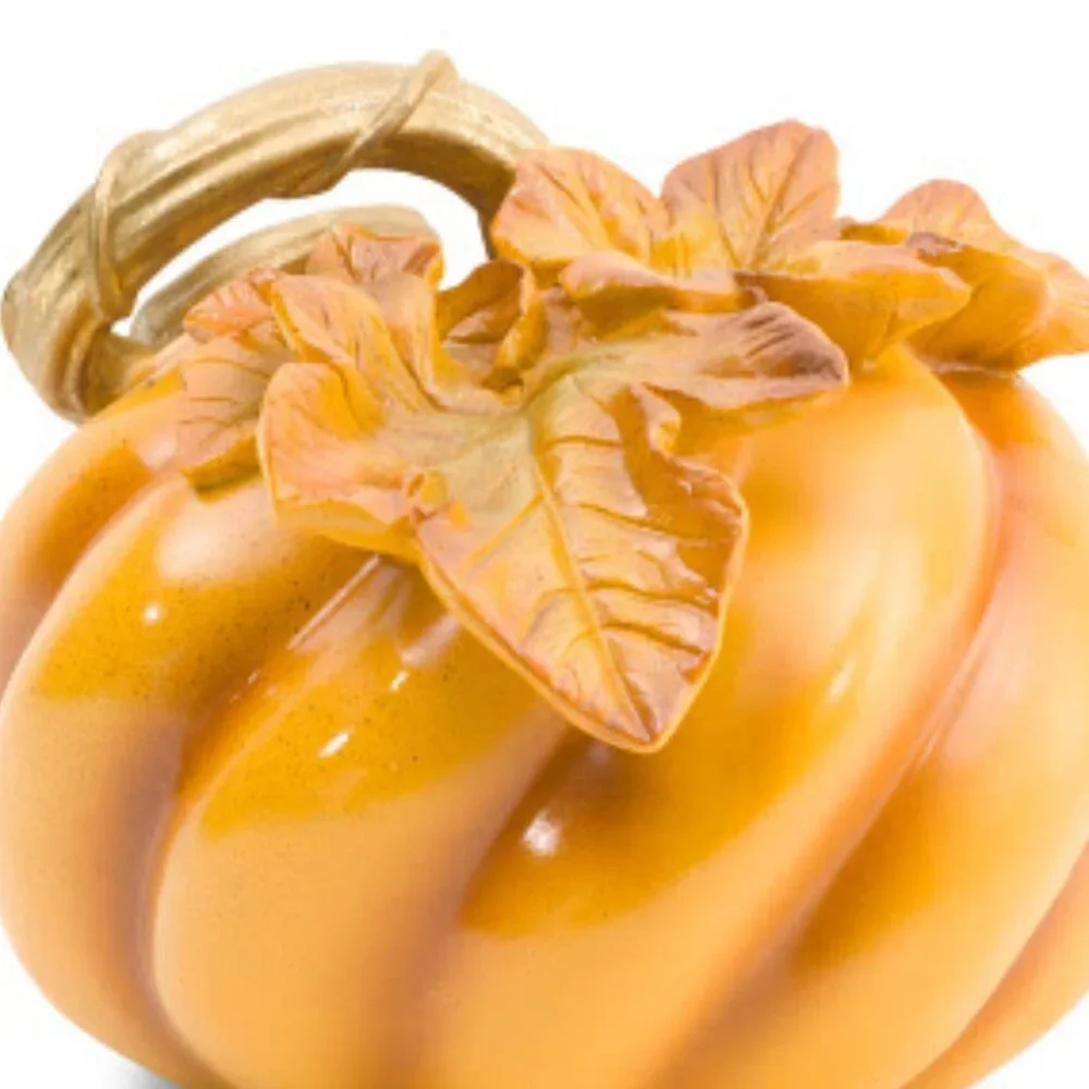 MARTHA STEWART RESIN PUMPKIN WITH LEAVES RESIN PUMPKIN WITH LEAVES DECOR